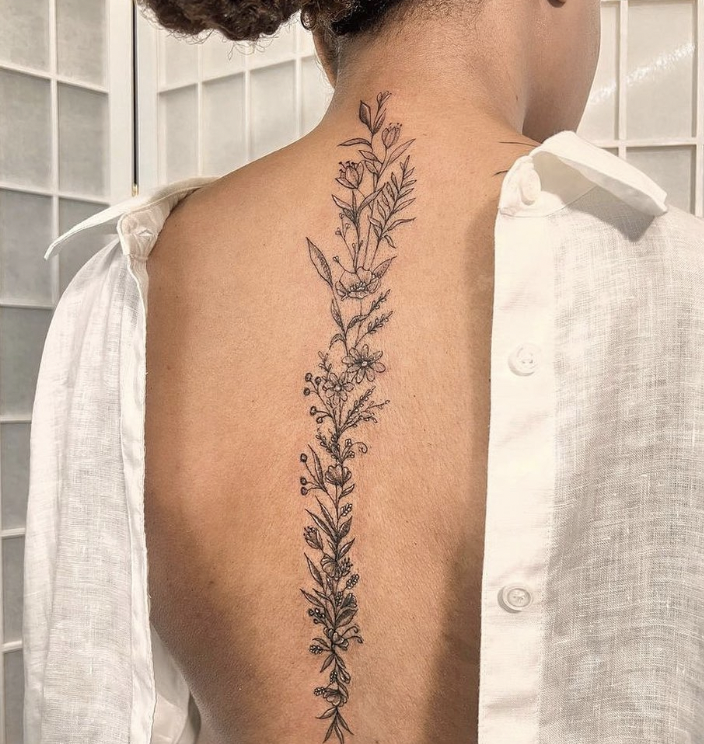 Stylish Spine Tattoo Ideas 
