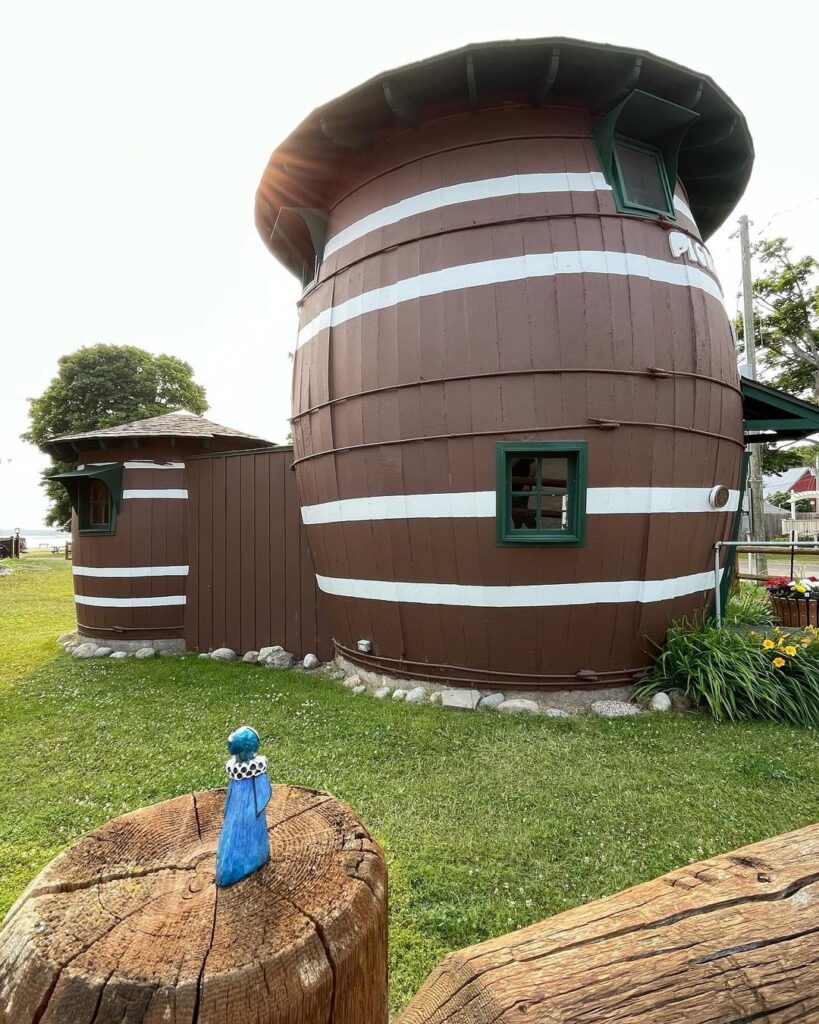 pickle barrel house 